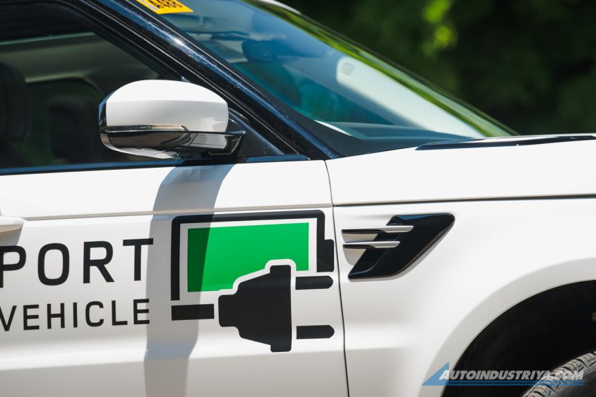 2021 Range Rover Sport PHEV image