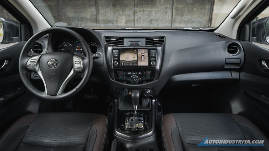 2021 Nissan Terra VL 4x4 Black Edition image