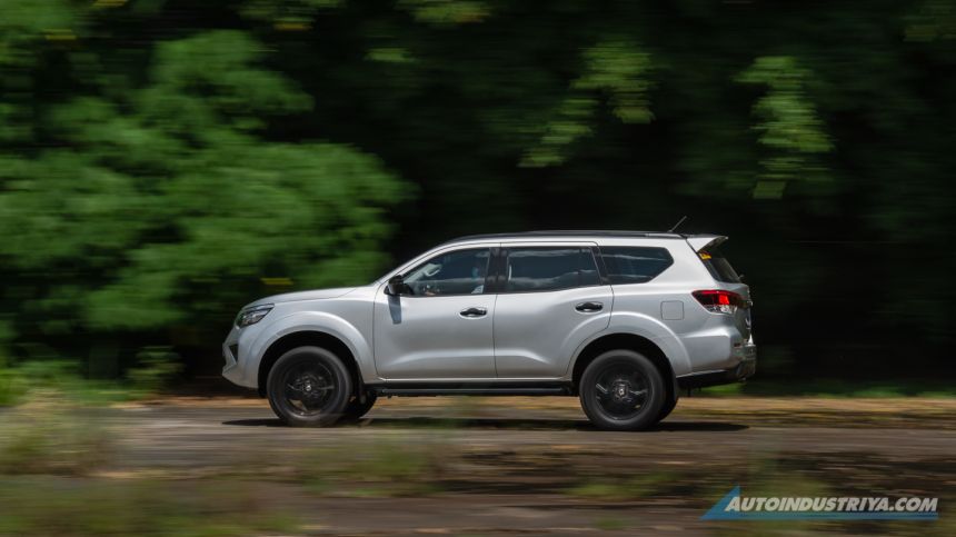 2021 Nissan Terra VL 4x4 Black Edition image