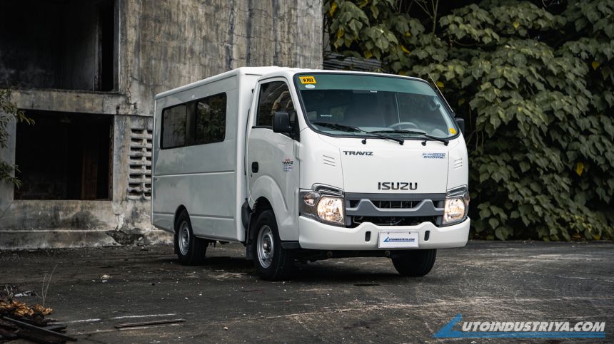 LCV Review: Isuzu Traviz L Utility Van 2.5L image