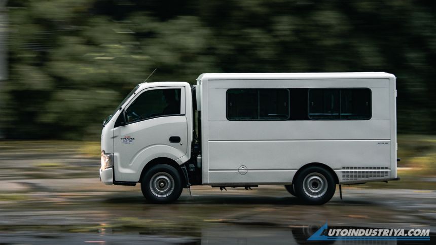 LCV Review: Isuzu Traviz L Utility Van 2.5L image