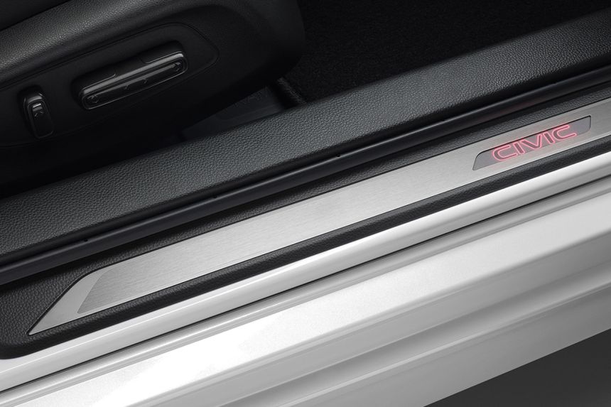 Honda glams up 2022 Civic with Modulo appearance pack image