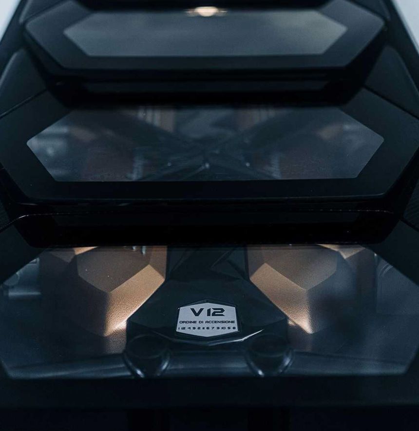 Yes, the new Lamborghini Countach will have a V12 image