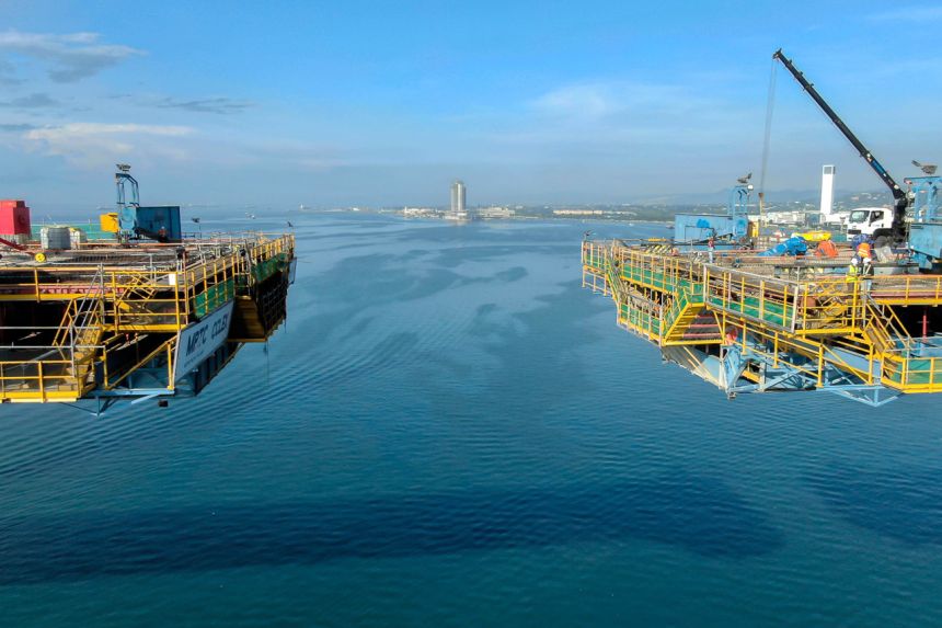 Work on main bridge deck of CCLEX almost complete image