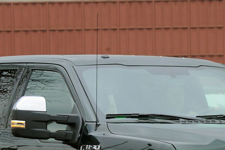 8 endangered features in modern cars image