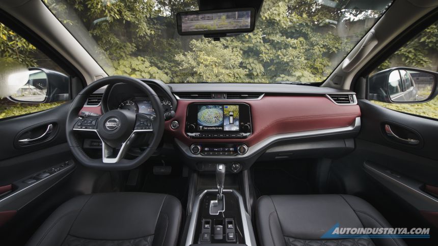 2022 Nissan Terra VL 4x4 image