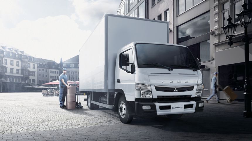 New Fuso Canter 6-wheeler is ready for your business needs image