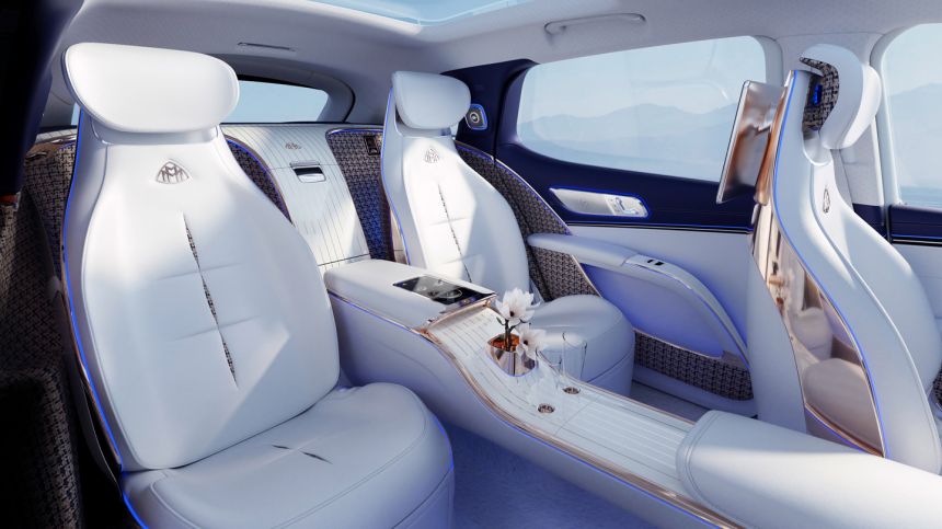 Mercedes-Maybach EQS SUV takes EVs to ultra luxury image