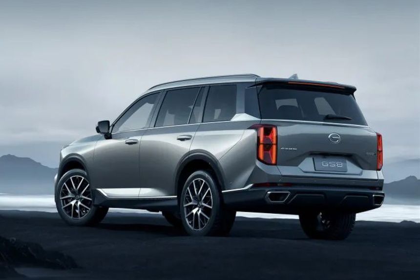 This is your first look at the 2022 GAC GS8 image