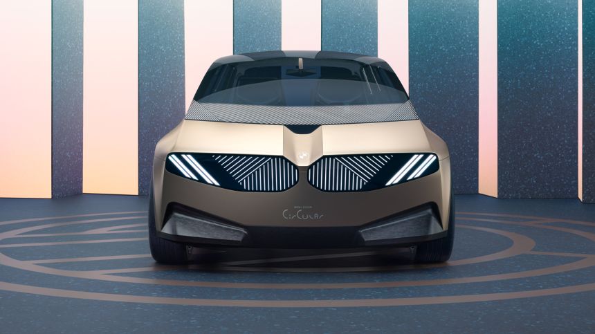 BMW i Vision Circular is made from 100% recyclable materials image