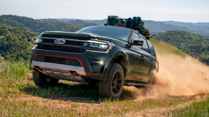 Ford reveals 2022 Expedition with new look, hands-free driving image