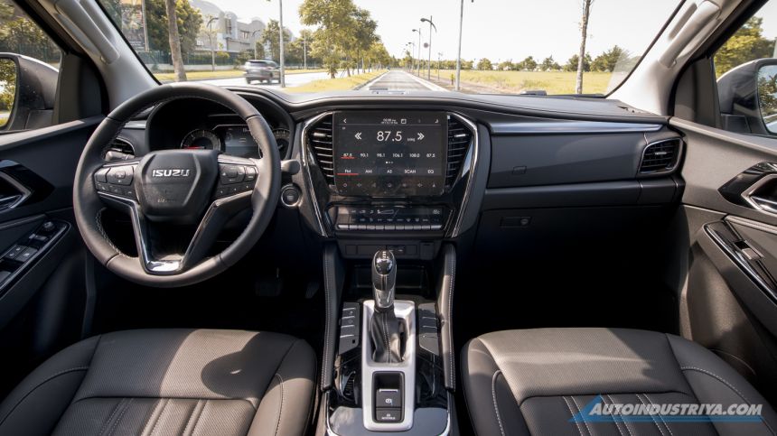 2022 mu-X: How Isuzu future-proofed their seven seat SUV image