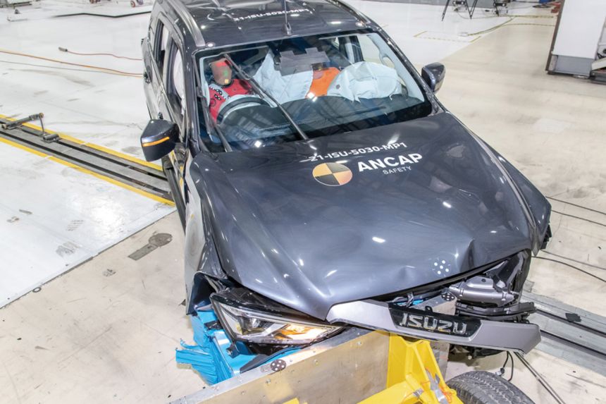 mu-X 5-star ANCAP image