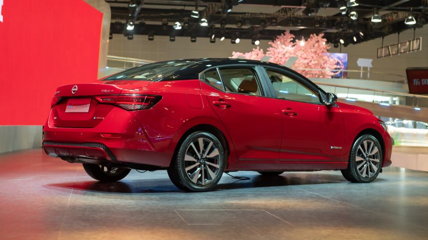 Nissan Sylphy e-Power Hybrid can do up to 25.6 km/L image