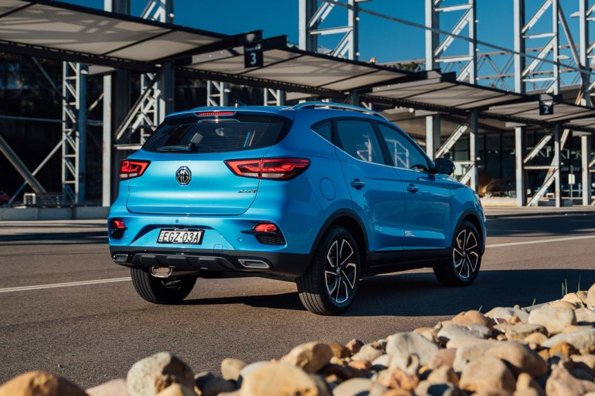 2022 MG ZS T wants to pick a fight with Geely Coolray image