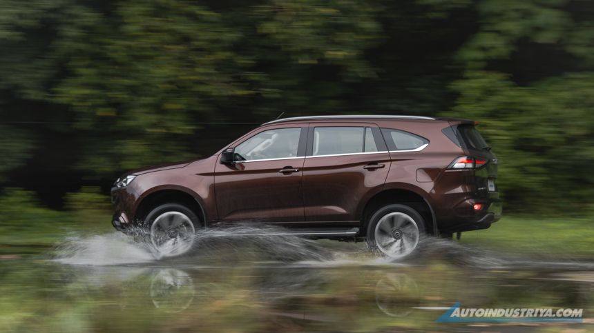 2022 Isuzu Mu-X LS-E 4x4 image