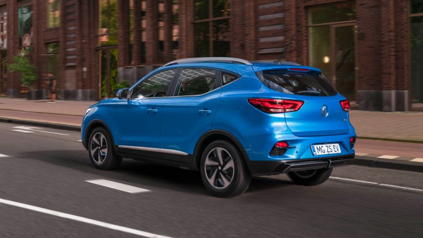 2022 MG ZS EV can do up 439 km on a single charge image