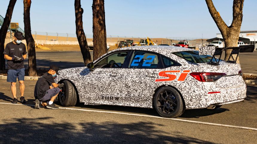 Honda previews 2022 Civic Si as a racecar image