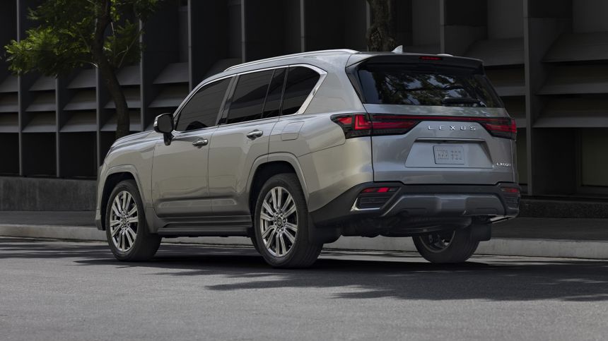 Uber Lux: 2022 Lexus LX 600 makes global reveal image