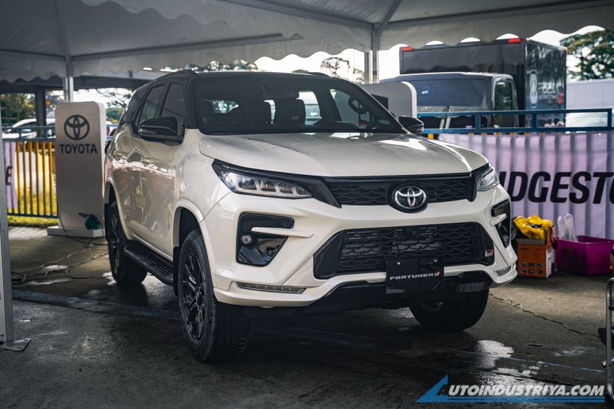 We take a closer look at 2022 Toyota Hilux, Fortuner GR Sport image