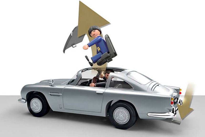 From Playmobil with Love: Check out this Aston Martin DB5 collectible image