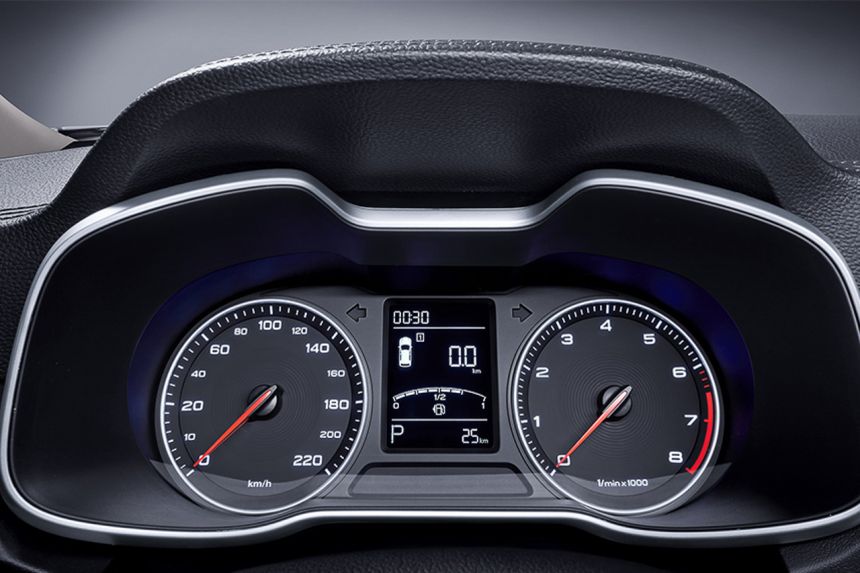 Spec Check: 2022 MG ZS T vs MG ZS image