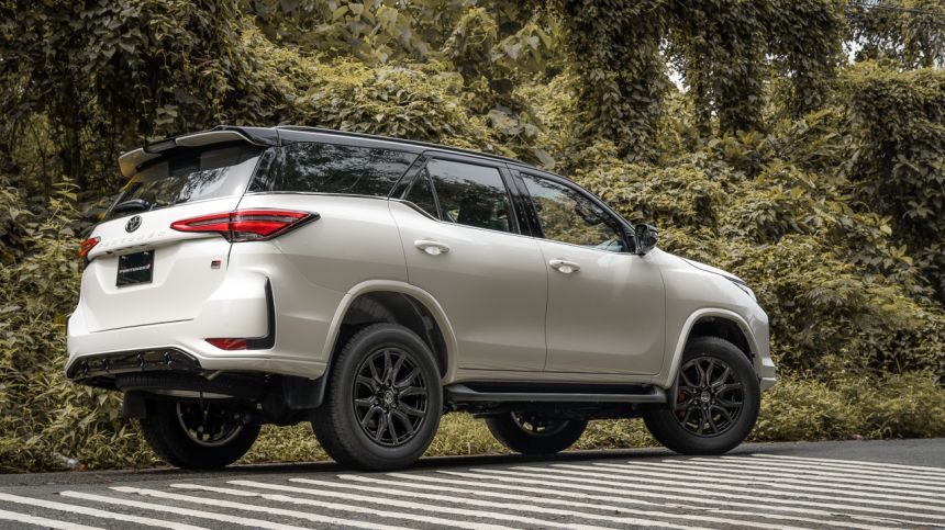 Here are the specs, prices of 2022 Toyota Fortuner, Hilux GR Sport image