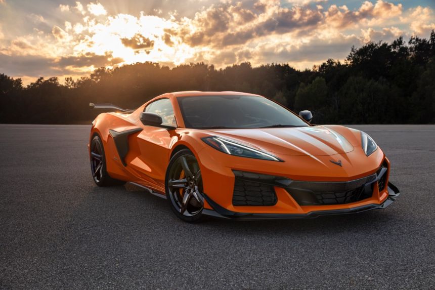 With 2023 Corvette Z06, Chevrolet wants to challenge Ferrari image