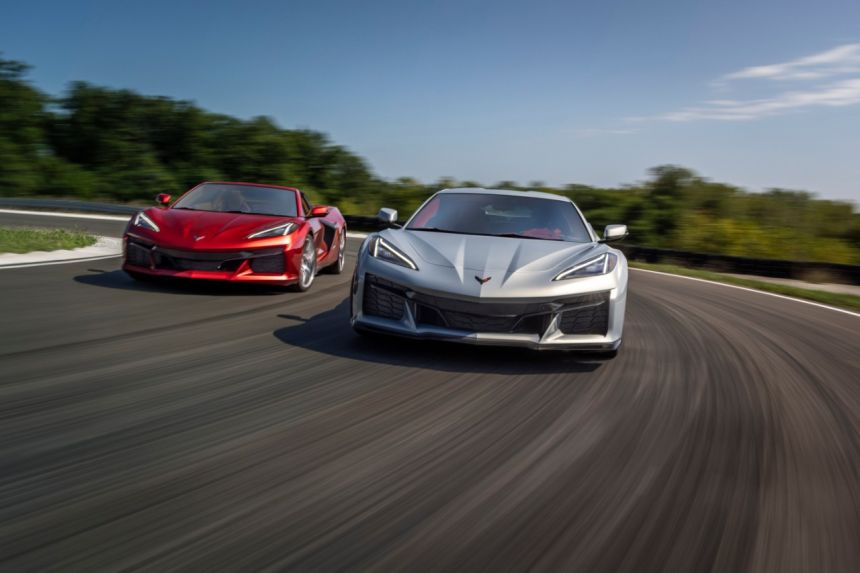 With 2023 Corvette Z06, Chevrolet wants to challenge Ferrari image