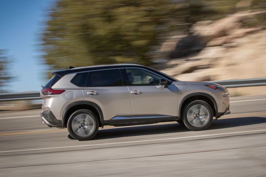 We want 2022 Nissan X-Trail to have 3-cylinder turbo for PH image