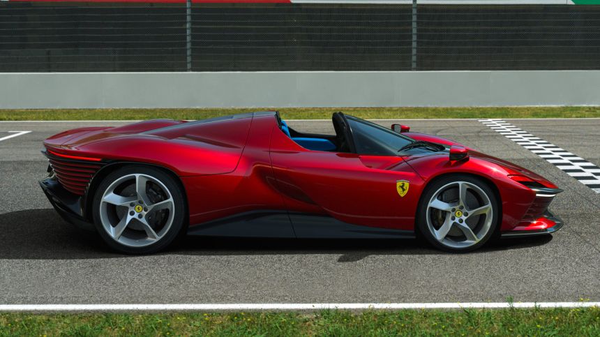 Retro Daytona SP3 packs Ferrari