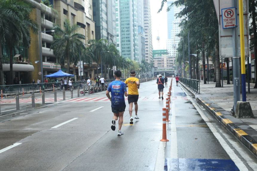 Pasig City: Emerald Ave. is exclusive to pedestrians on Sundays image