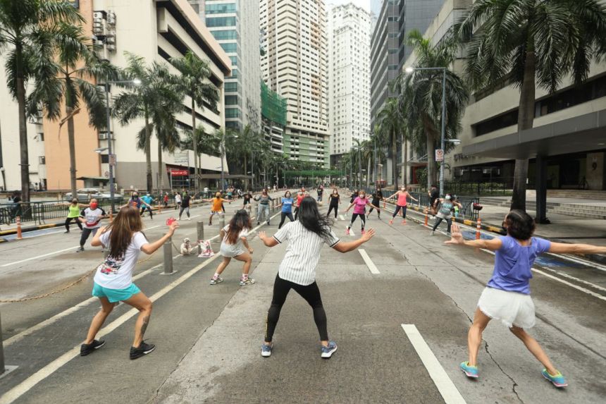 Pasig City: Emerald Ave. is exclusive to pedestrians on Sundays image