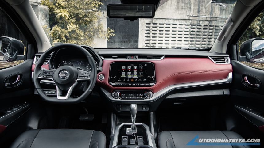 2022 Nissan Terra VL 4x2 image