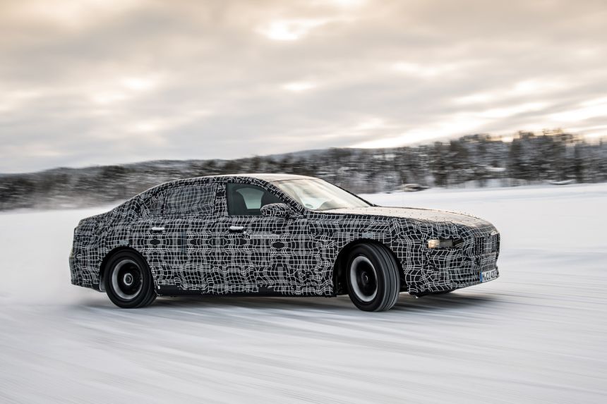 BMW releases first images of electric 7 Series called i7 image