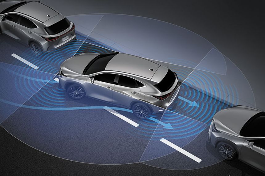 Lexus launches SE Asia version of 2022 NX image