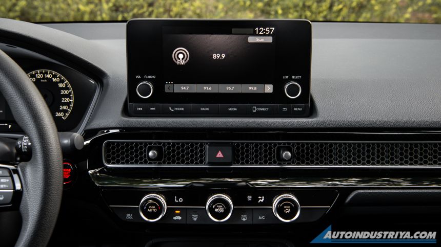 Spec Check: 2020 vs 2022 Honda Civic image