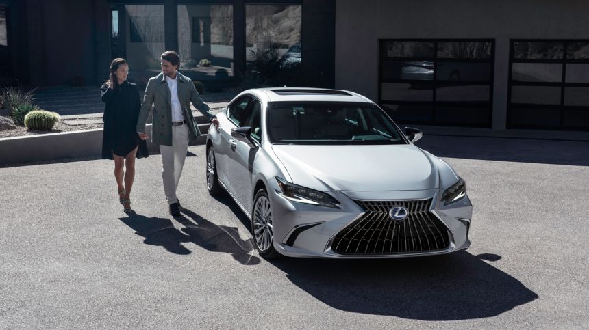 2022 Lexus ES officially on sale in the Philippines image