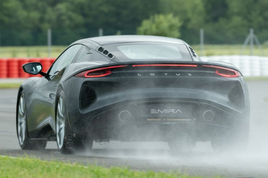 Lotus Emira to arrive in PH Q3 of 2022 image