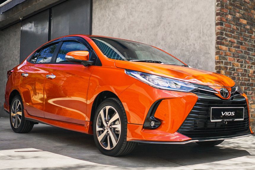 Nebula Blue Metallic looks good on the Toyota Vios image