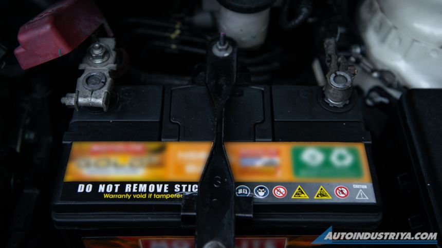 Five signs your car battery needs to be replaced image