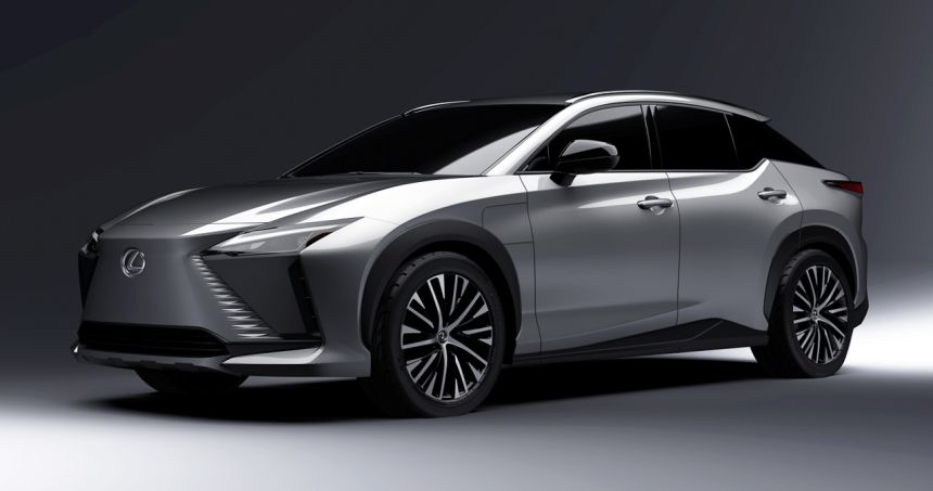 Lexus to replace rear logos with lettering in all future models image