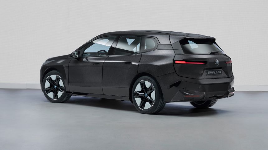 BMW iX Flow concept can literally change colors image