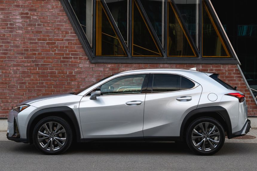 Toyota&rsquo;s new service will retrofit older cars with new tech image