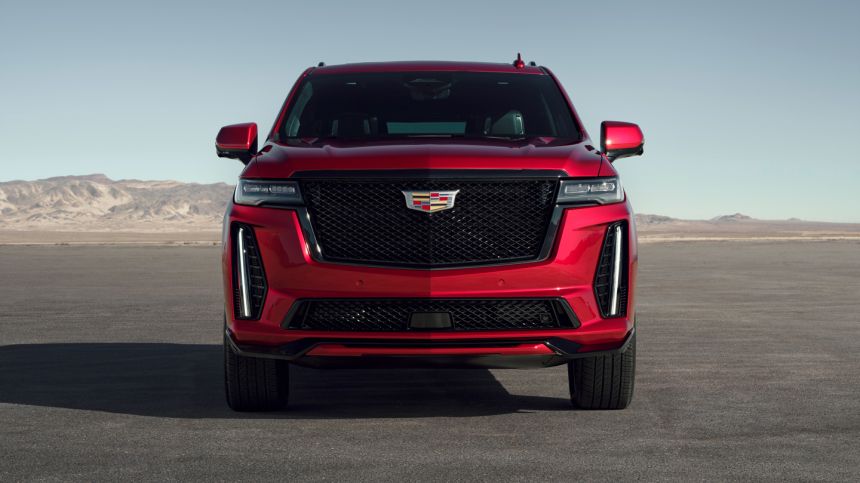 No bling: Cadillac Escalade-V is built to go fast image