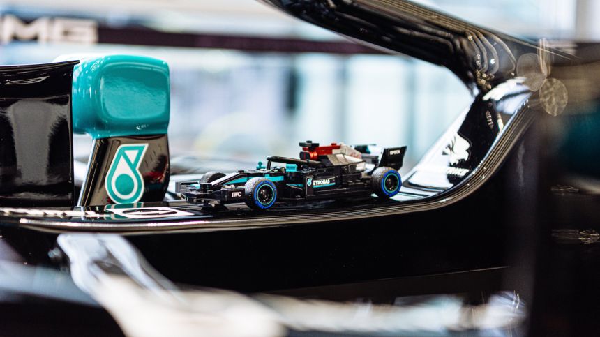Lewis Hamilton&rsquo;s Mercedes F1 car is now available in Lego form image