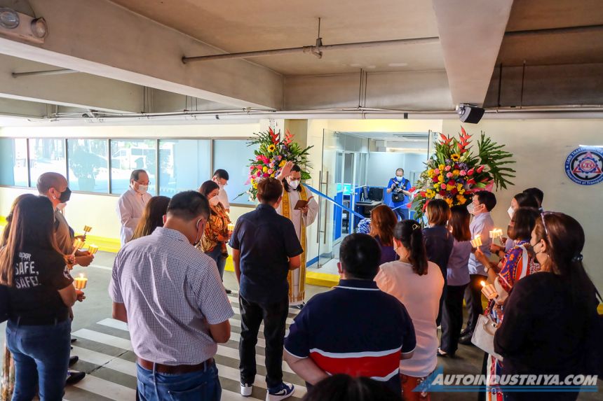 LTO Tiendesitas moves to bigger, more convenient location image