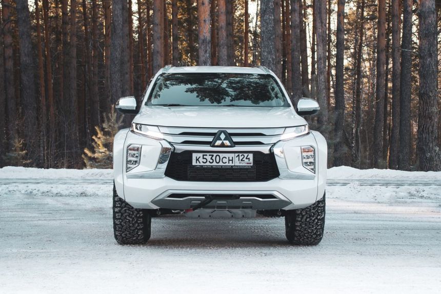 Arctic Trucks pumps up the Mitsubishi Montero Sport image