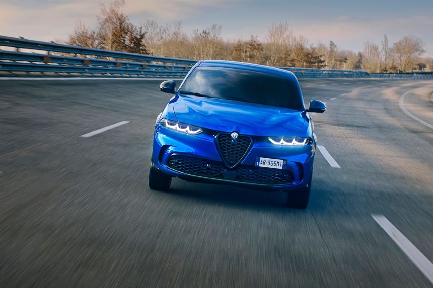 2023 Alfa Romeo Tonale ushers in brand&rsquo;s electrified era image