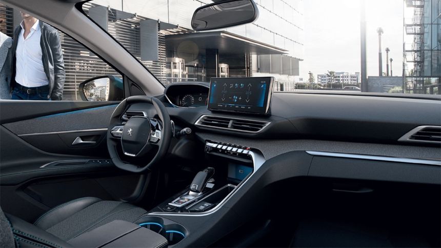 Refreshed Peugeot 3008 arrives with PHP SRP image